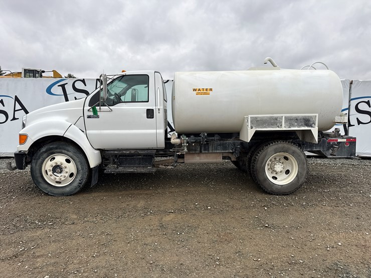 2006-ford-f650-image-2