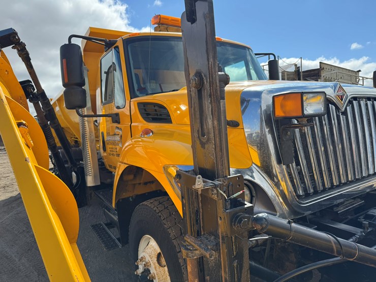 2009-international-workstar-7500-image-27