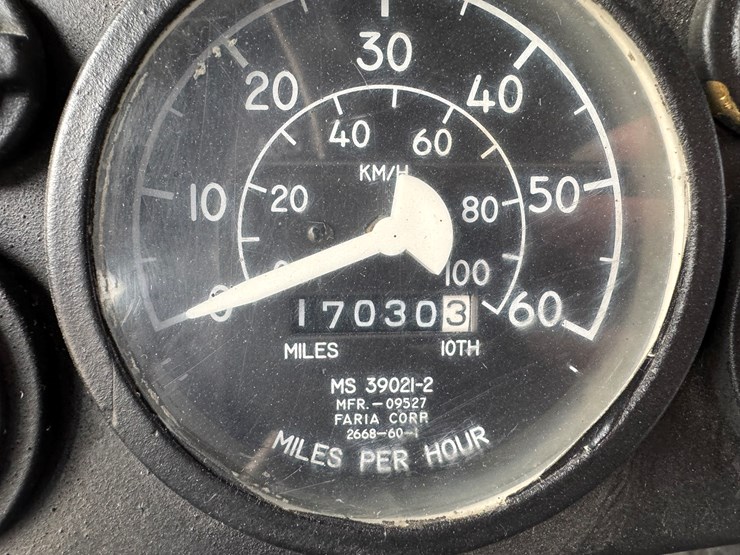 #2246-•-2001-american-general-4x4-hummer-image-37