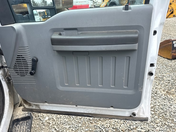 2015-ford-f250-image-38