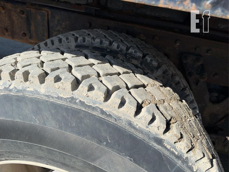 2005-kenworth-t800-image-36