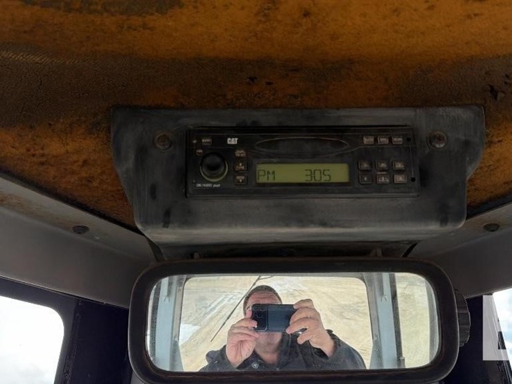 2005-caterpillar-d5g-lgp-image-14