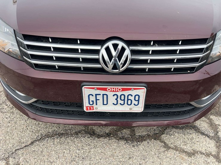 2014-volkswagen-passat-tdi-image-10