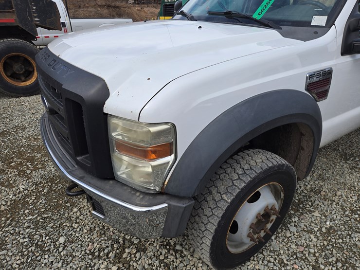 2008-ford-f550-image-9