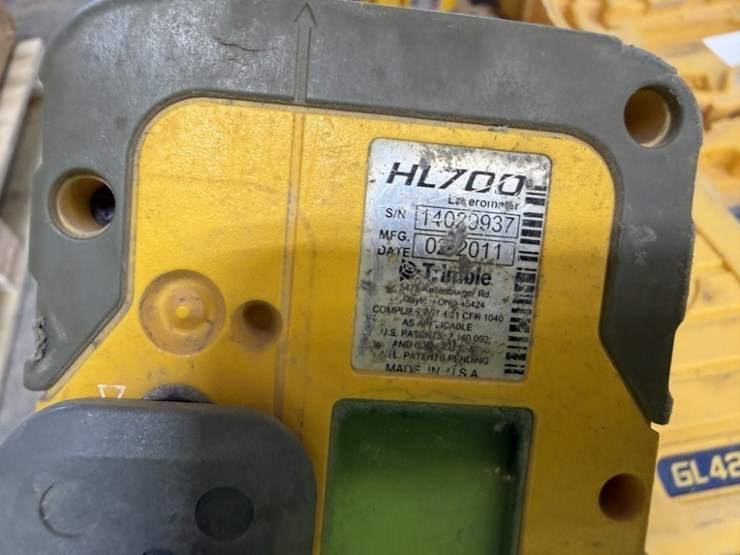 spectra-precision-gl422n-laser-level-image-5