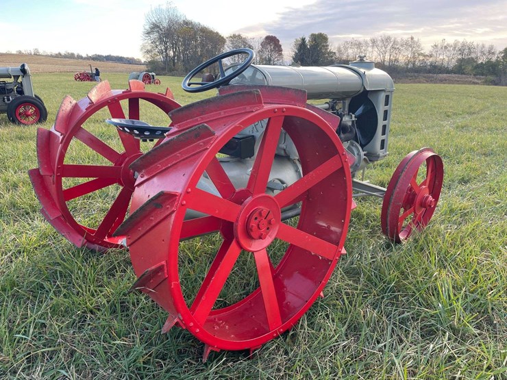 1918-fordson-tractor-image-5