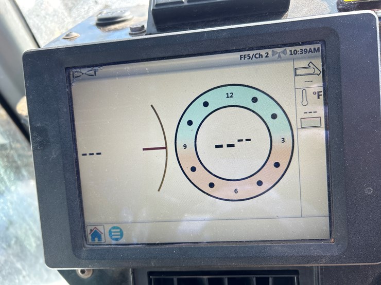 massey-ferguson-8-image-75