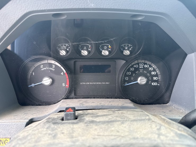 2015-ford-f550-image-59