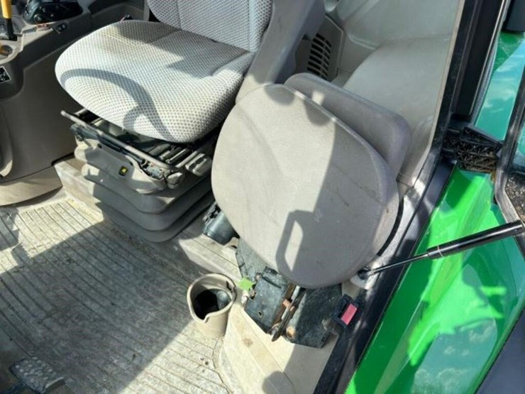 2020-john-deere-6130m-image-18