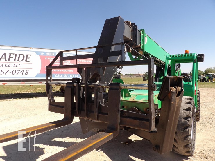 2017-sky-trak-10042-image-16