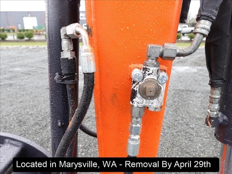 2019-kubota-kx033-4-image-27