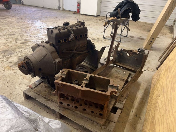 ford-engine-and-parts-image-3