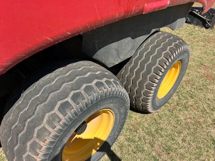 2014-new-holland-big-baler-340-image-11