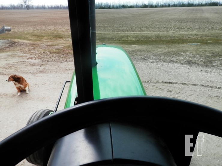 john-deere-4240-image-17