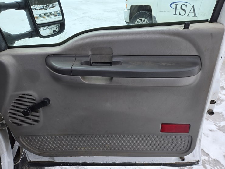 2001-ford-f350-image-45