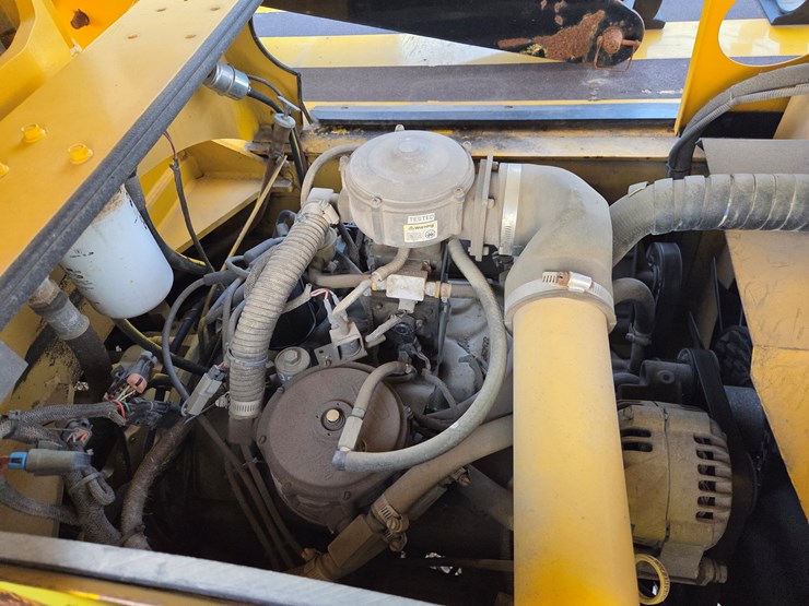 massey-ferguson-8-image-35