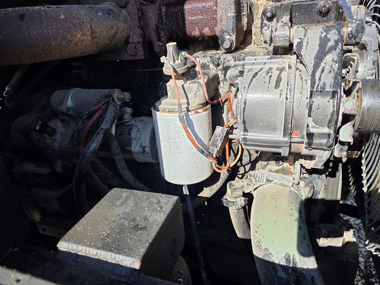 massey-ferguson-8-image-32