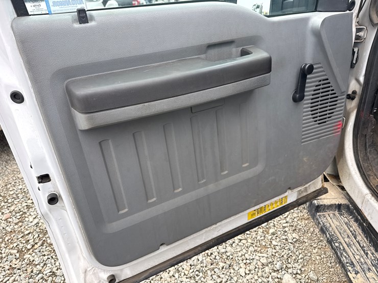 2015-ford-f250-image-40