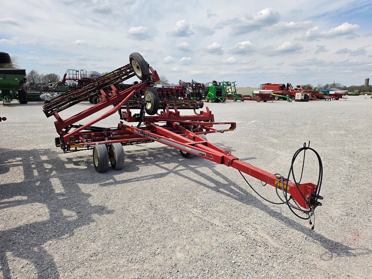 2012-unverferth-1225-image-1