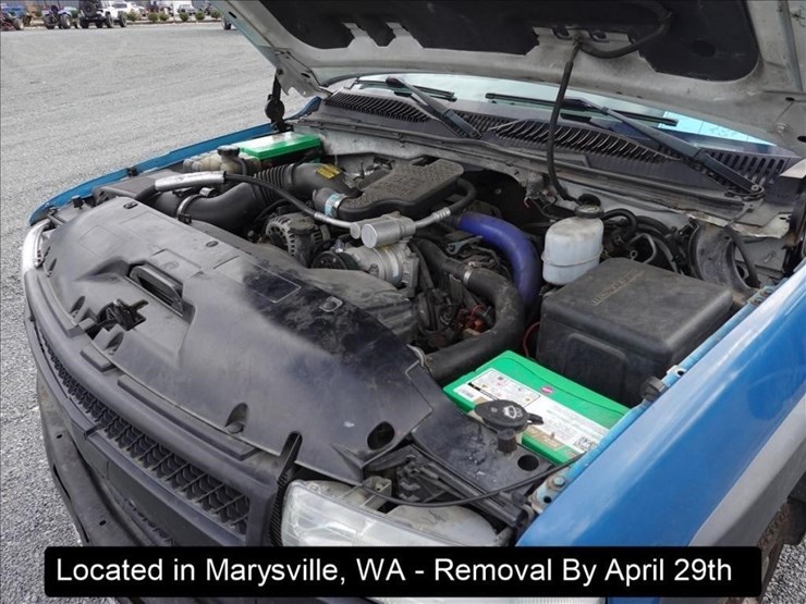 2002-chevrolet-3500-image-26