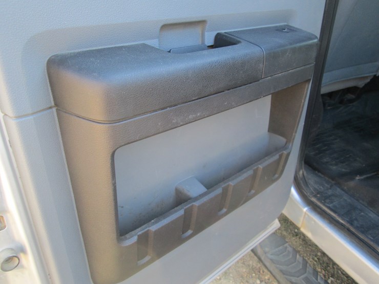 2011-ford-f250-image-22