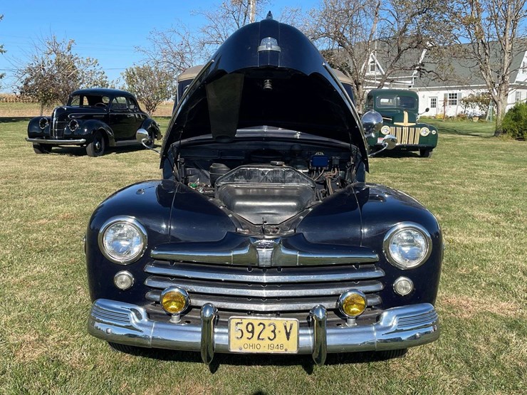 1948-ford-super-deluxe-convertible-image-83