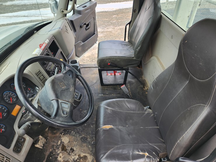 2008-international-workstar-7400-image-82