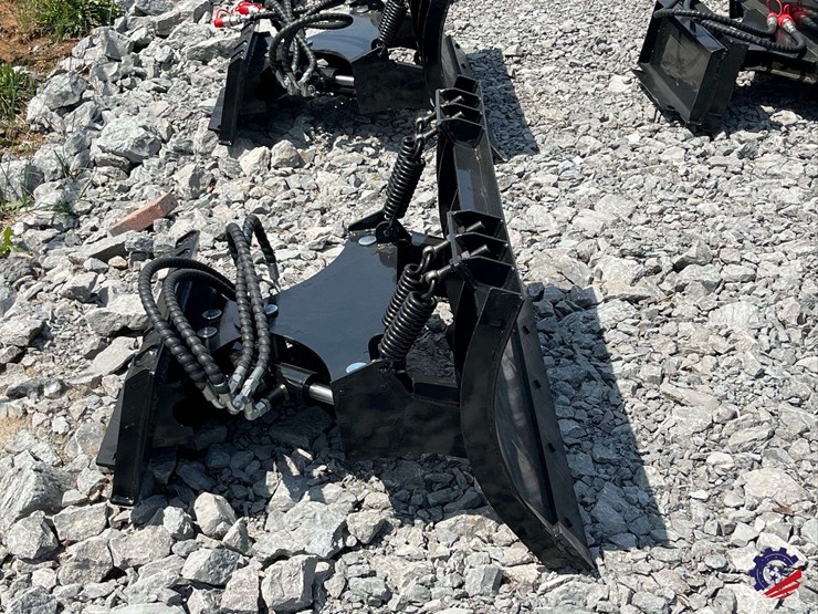 unused-2026-ce-40"-snow-blade-attachment-image-6