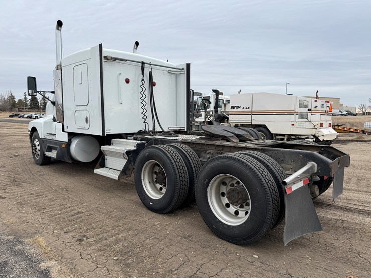 1995-kenworth-t600-image-3