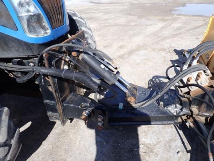 2014-new-holland-t4.75-image-40