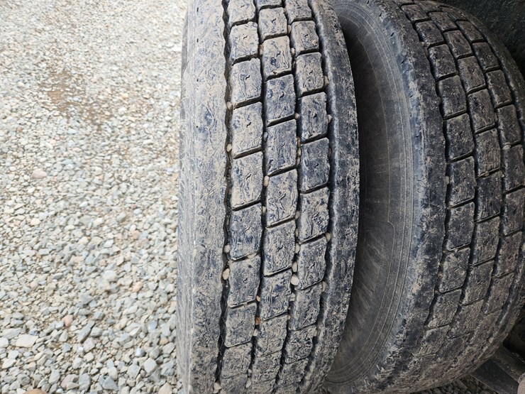 2014-kenworth-t800-image-54