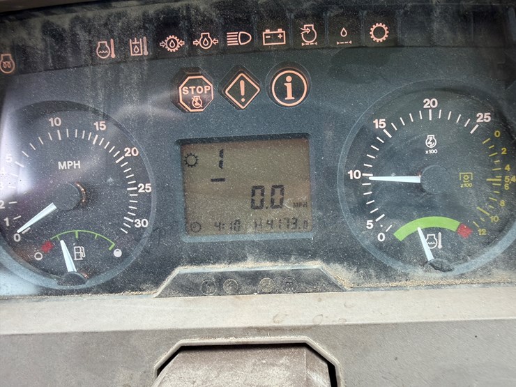 john-deere-6420-image-9