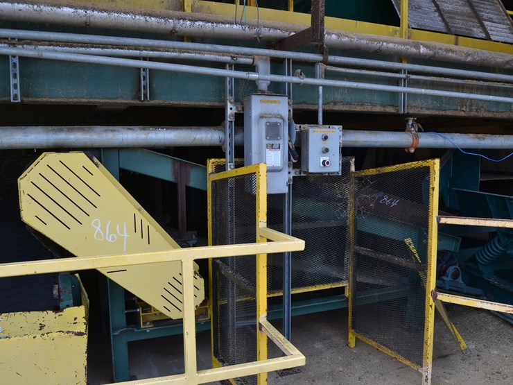 30"x12'-incline-waste-belt-conveyor-w/-drive-(located-at-trimmer)-image-1