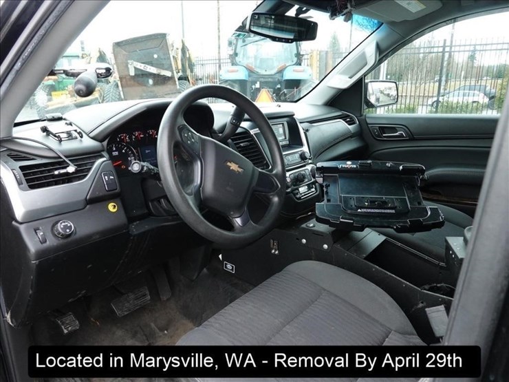 2016-chevrolet-tahoe-image-8