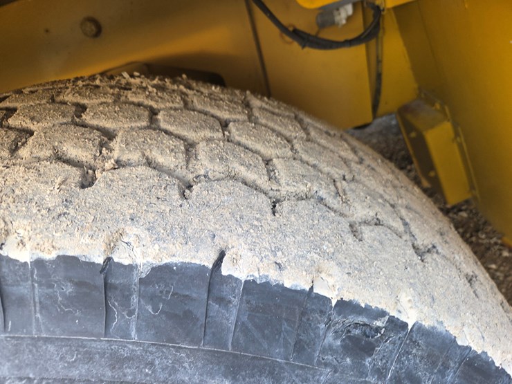 massey-ferguson-8-image-56