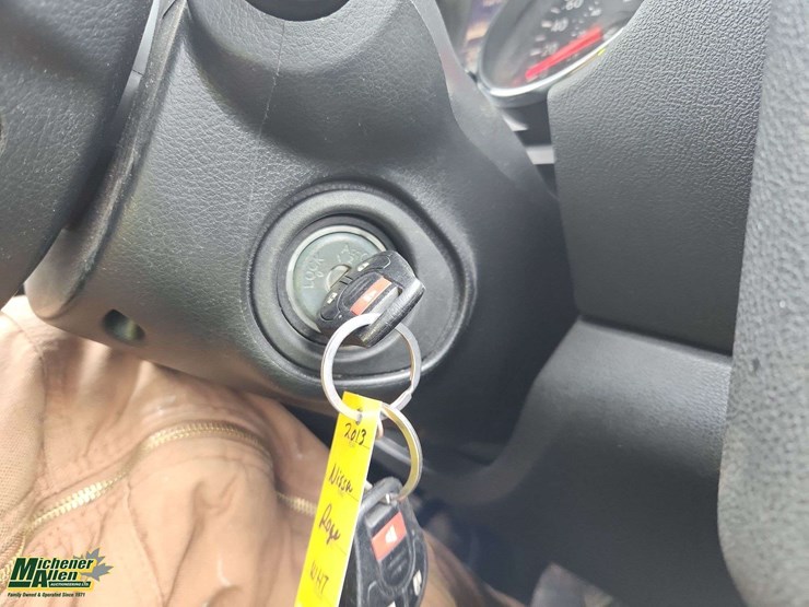 2013-nissan-rogue-image-26