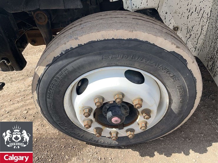 2012-international-durastar-4300-image-9