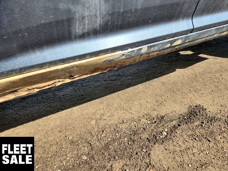 2013-dodge-3500-image-36