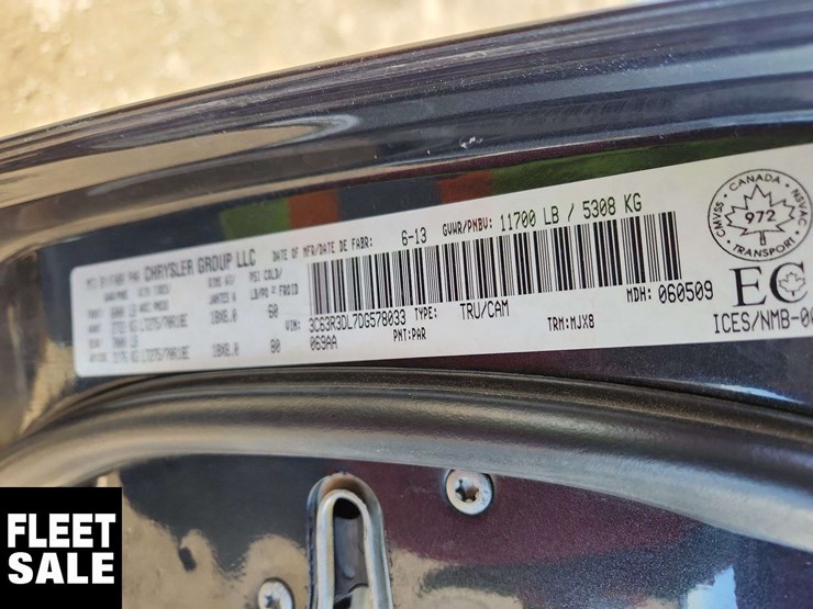 2013-dodge-3500-image-6