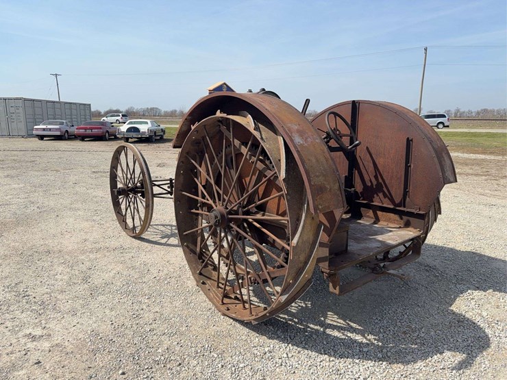 huber-light-four-image-4