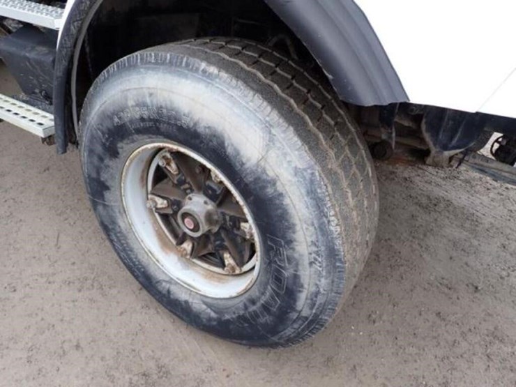 1999-sterling-l9513-image-35