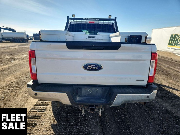 2019-ford-f250-image-8
