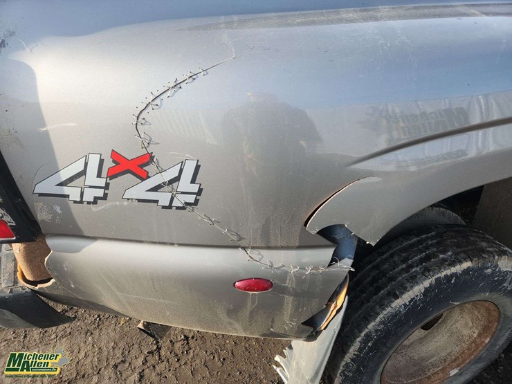 2003-gmc-sierra-3500-image-42