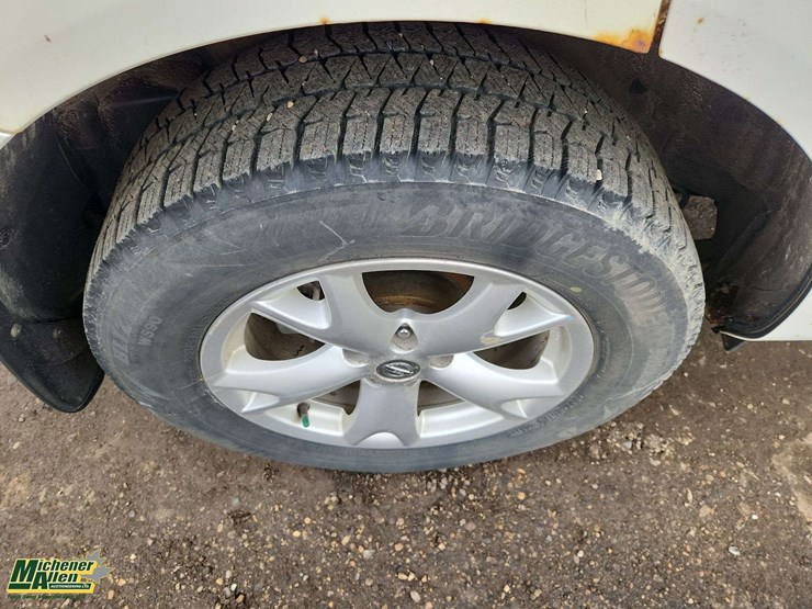 2013-nissan-rogue-image-12