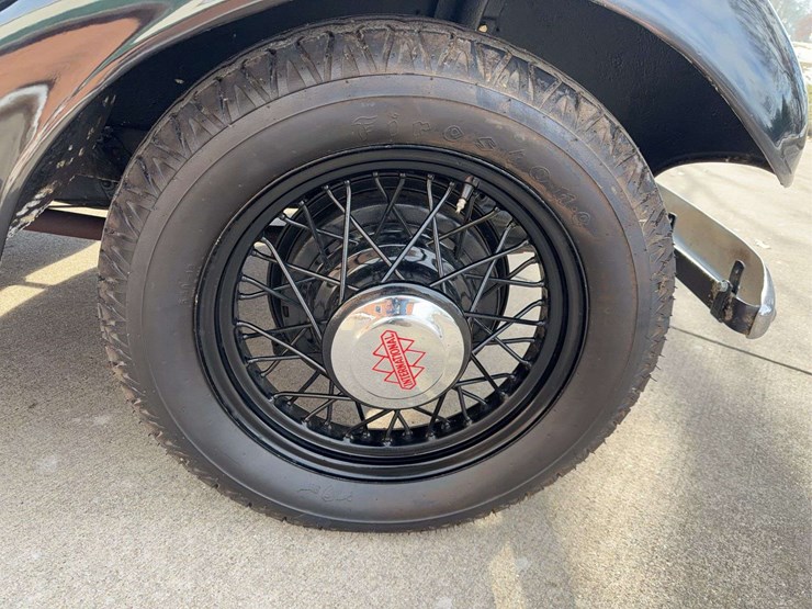 1934-international-c-1-canopy-express-image-12