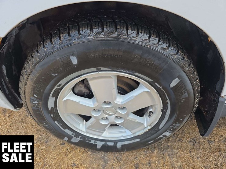 2011-ford-escape-image-14