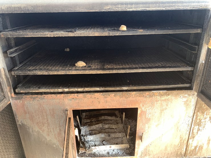 2018-southern-dimensions-24’-x-100”-t/a-bumper-pull-bbq-catering-trailer-image-7