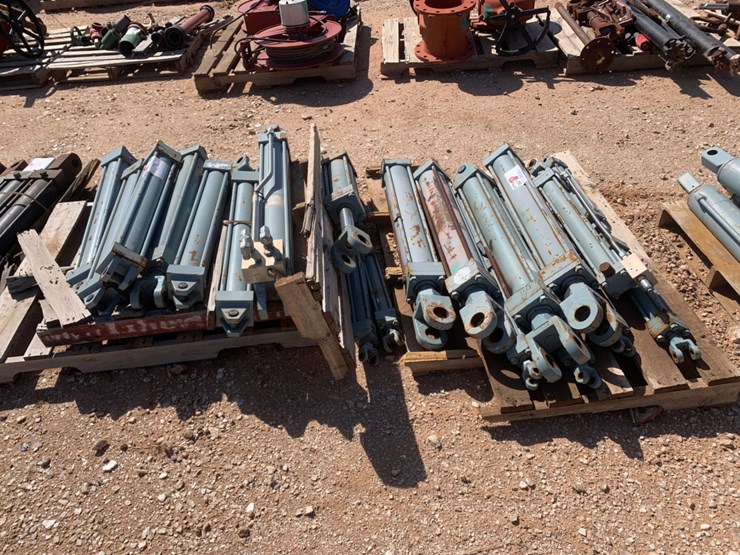 2-pallets-of-(14)-parker-series-2h-3000psi-hydraulic-cylinders-image-1
