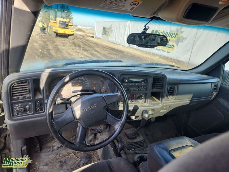 2003-gmc-sierra-3500-image-21