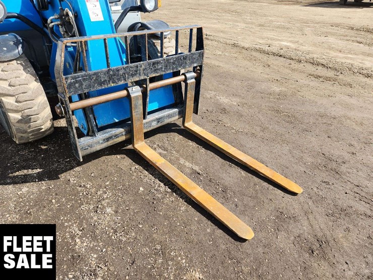 2012-genie-gth5519-image-14